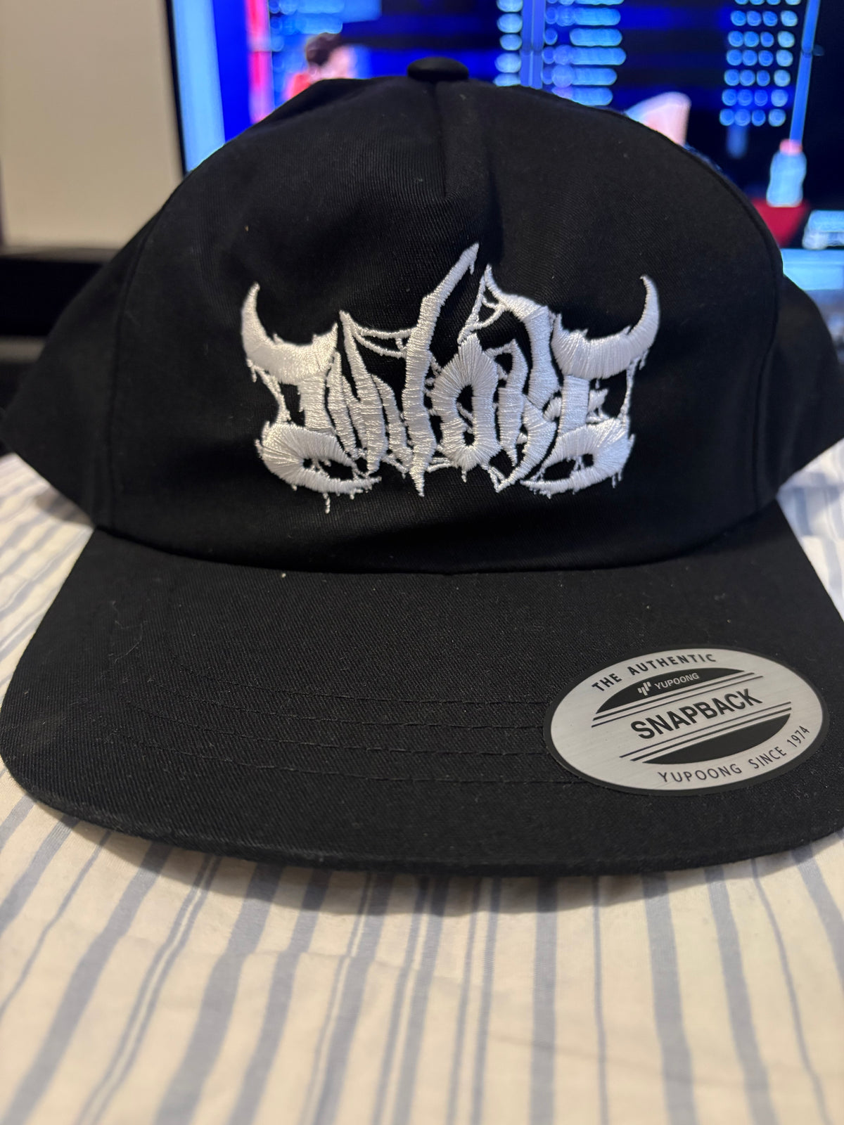 Invoke hat